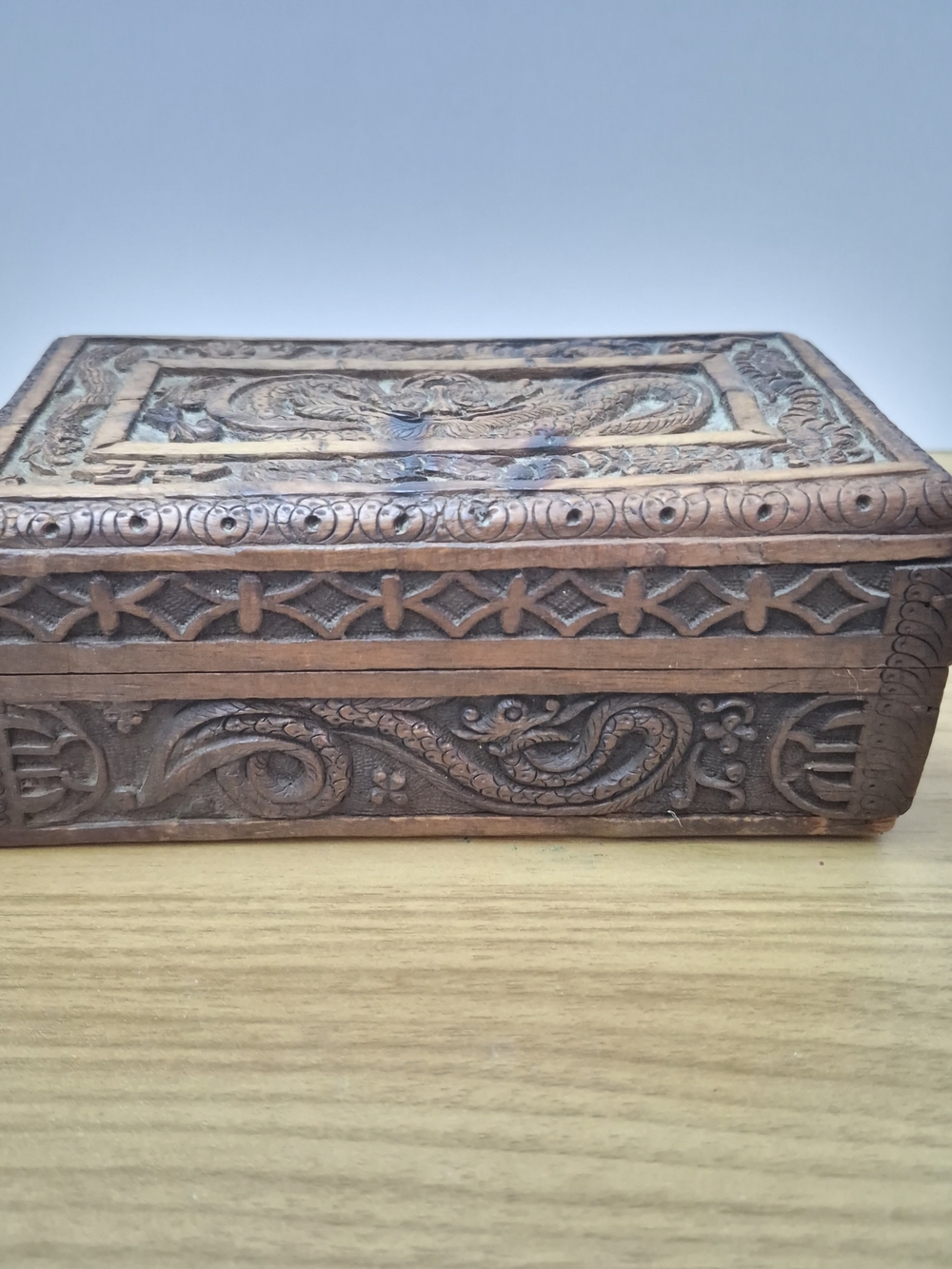 Vintage Hand Carved Wooden Dragon Box Velvet Lined Trinket Jewelry Chest